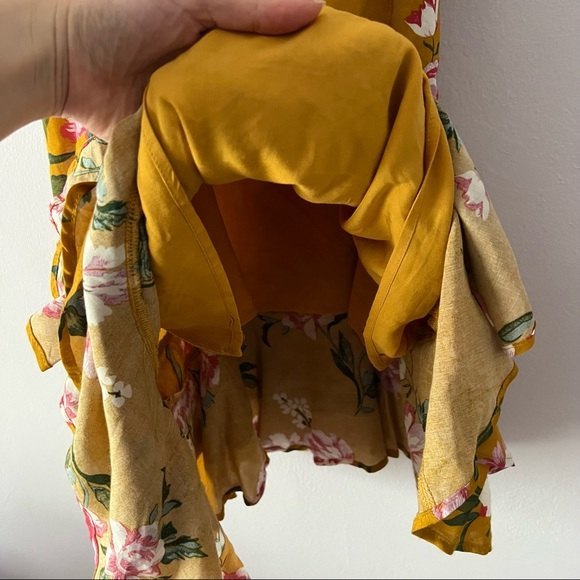 NWT MINKPINK Mustard Yellow Floral Ruffled Tiered Mini Dress - Picture 12 of 14
